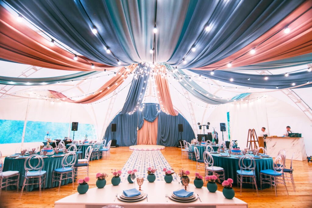 Декор и оснащения