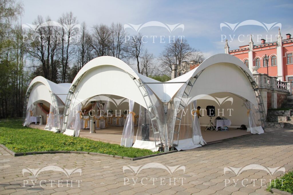 Примеры установленных арочных шатров