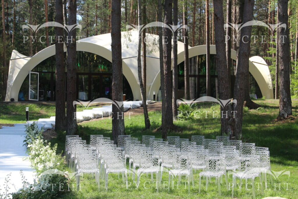 Примеры установленных арочных шатров