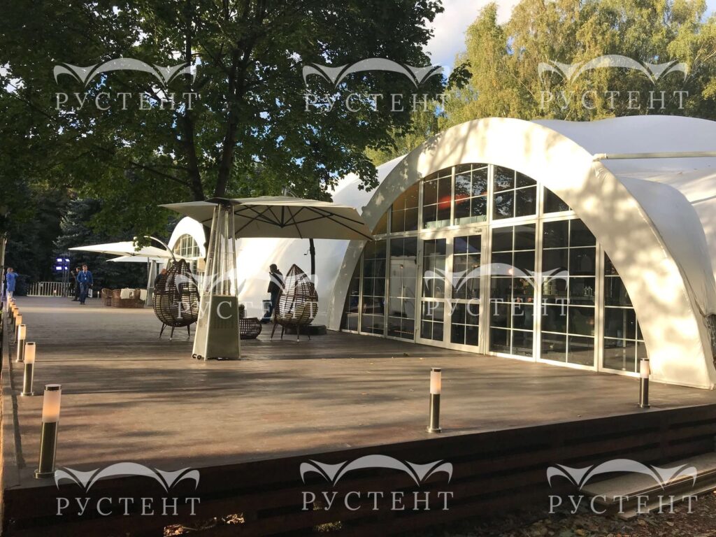 Примеры установленных арочных шатров