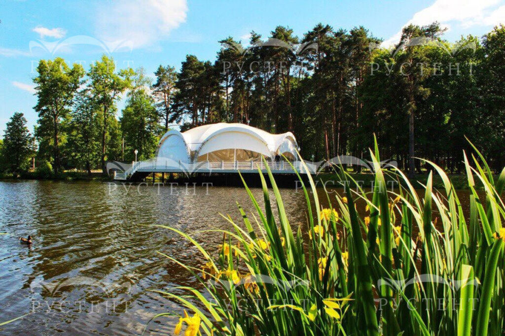 Примеры установленных гексагональных шатров