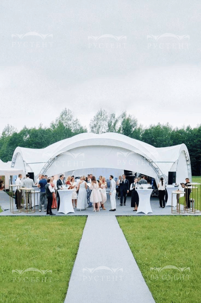 Примеры установленных гексагональных шатров