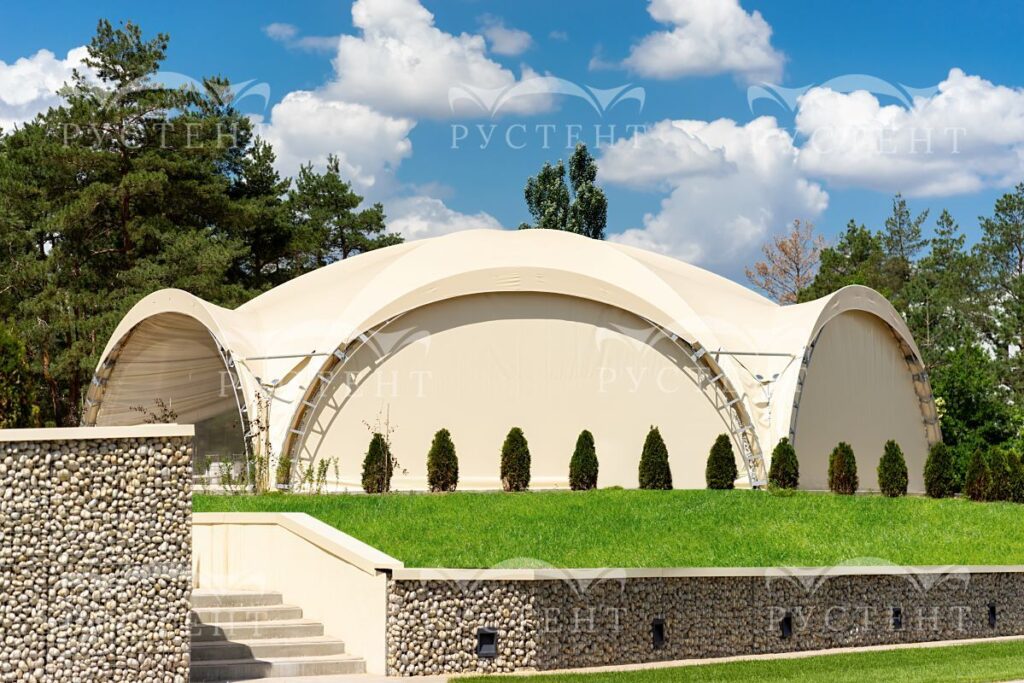 Примеры установленных гексагональных шатров