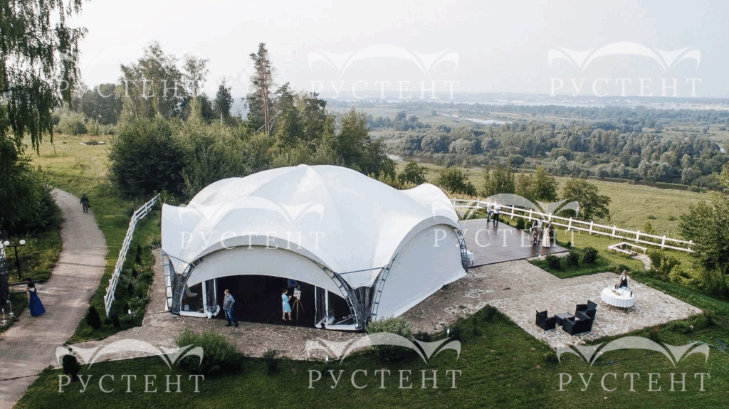 Примеры установленных арочных шатров