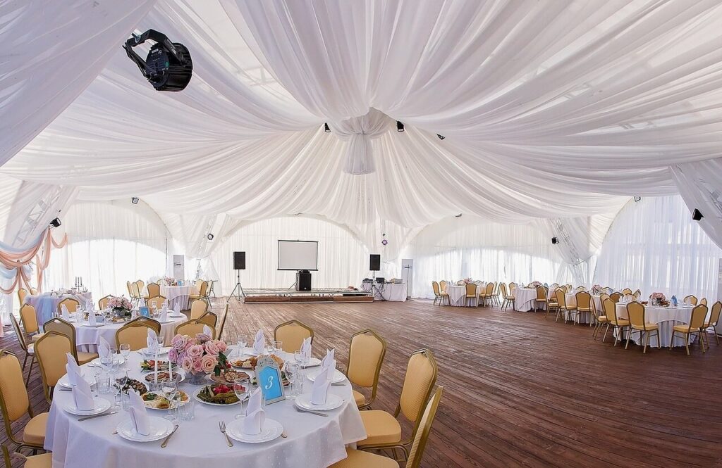 Декор и оснащения