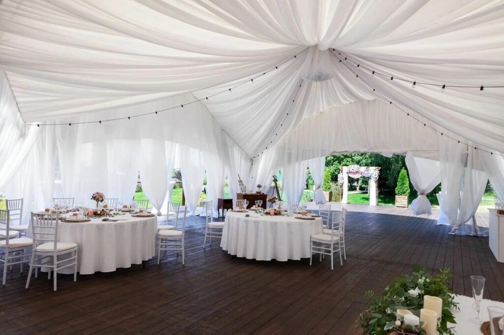 Декор и оснащения